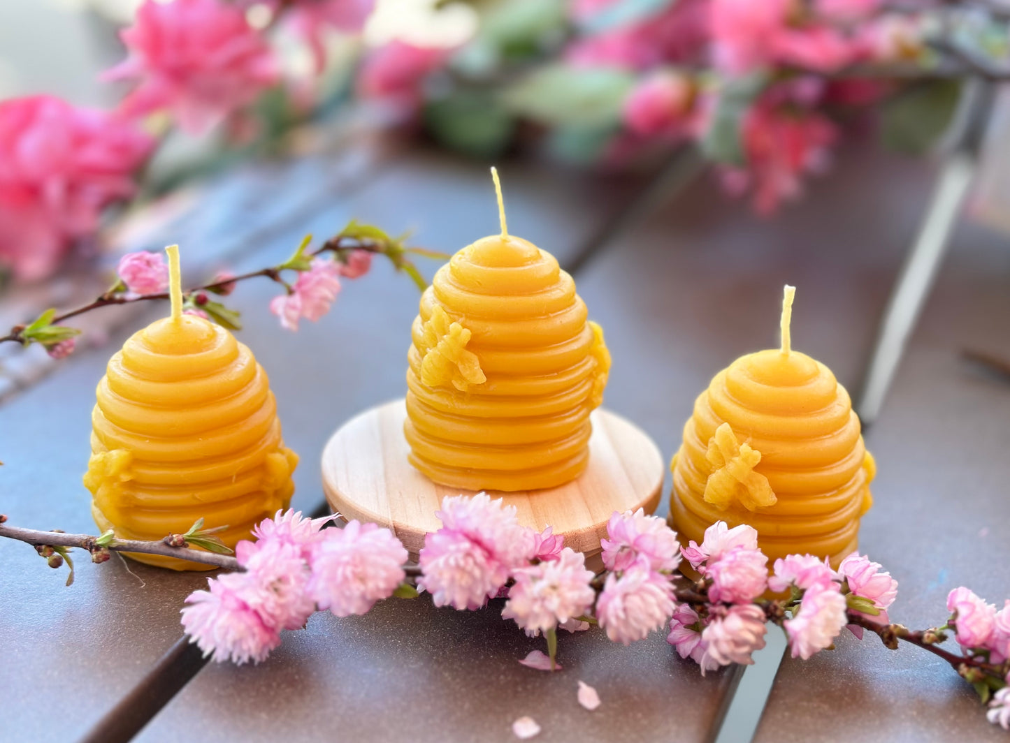 Beeswax large Beehive Votive