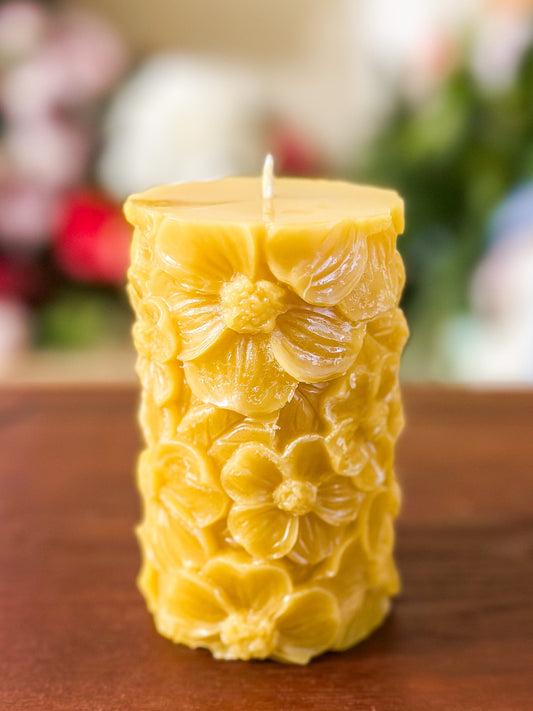 Beeswax Thick Dogwood pillar